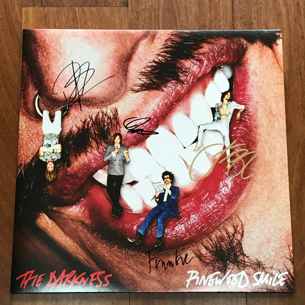 The Darkness Pinewood Smile